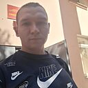 Роман, 25 лет