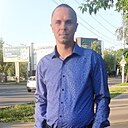 Ден, 43 года