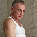 Allalone, 52 года