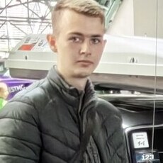 Фотография мужчины Илья, 19 лет из г. Минск