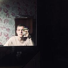 Фотография мужчины Никита, 20 лет из г. Киров