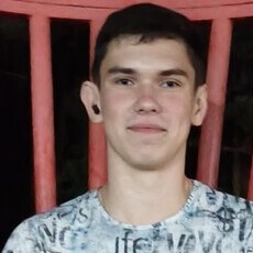 Фотография мужчины Кирилл, 18 лет из г. Вятские Поляны