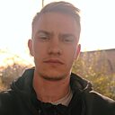Максим, 23 года