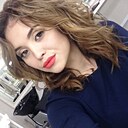 Yani, 24 года