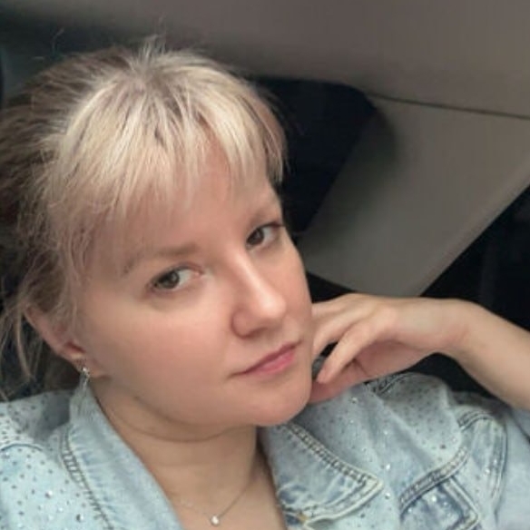 Настя, 23 года