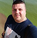 Максим, 44 года