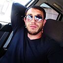 Muhammad, 34 года