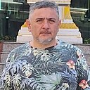 Carrero, 45 лет