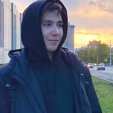Фотография мужчины Данил, 20 лет из г. Магнитогорск