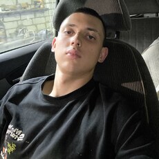 Фотография мужчины Леонид, 18 лет из г. Волгоград