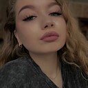 Алиса, 22 года