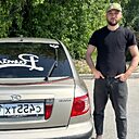 Мурад, 24 года