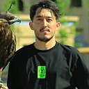 King, 32 года