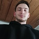 Артур, 22 года