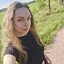 Вика, 22 года