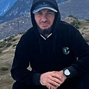 Адам, 32 года