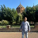 Мика, 28 лет