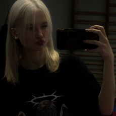 Фотография девушки Эвелина, 18 лет из г. Южно-Сахалинск
