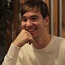 Максим, 18 лет