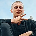 Юрий, 22 года