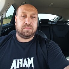 Фотография мужчины Valentin, 38 лет из г. București