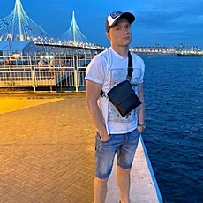 Фотография мужчины Валерий, 36 лет из г. Санкт-Петербург