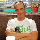 Михаил, 44 года