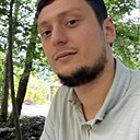 Магомед, 25 лет