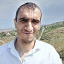 Иса, 33 года