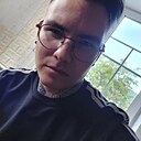 Саша, 23 года