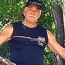 Юрий, 61 год
