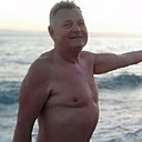 Юрий Левченко, 59 лет