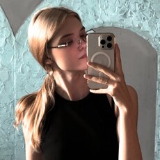 Фотография девушки Леля, 19 лет из г. Благовещенск