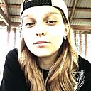 Карина, 24 года