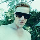 Олег, 32 года