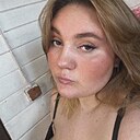 Вика, 23 года