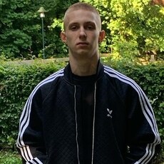 Artur, 18 из г. Франкфурт-на-Майне.