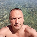 Лег, 48 лет