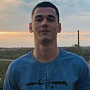 Максим, 24 года