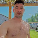 Виктор, 33 года