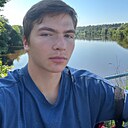 Роман, 19 лет