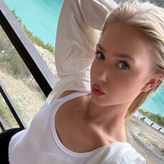 Фотография девушки Алина, 25 лет из г. Череповец