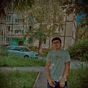 Алишер, 18 лет