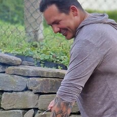 Roman, 40 из г. Бонн.