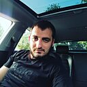 Artur, 32 года