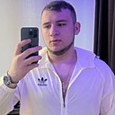 Ян, 22 года
