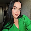 Карина, 18 лет