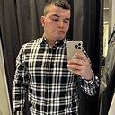Раиль, 25 лет