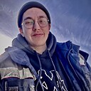 Максим, 24 года