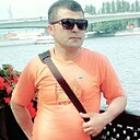 Бек, 40 лет
